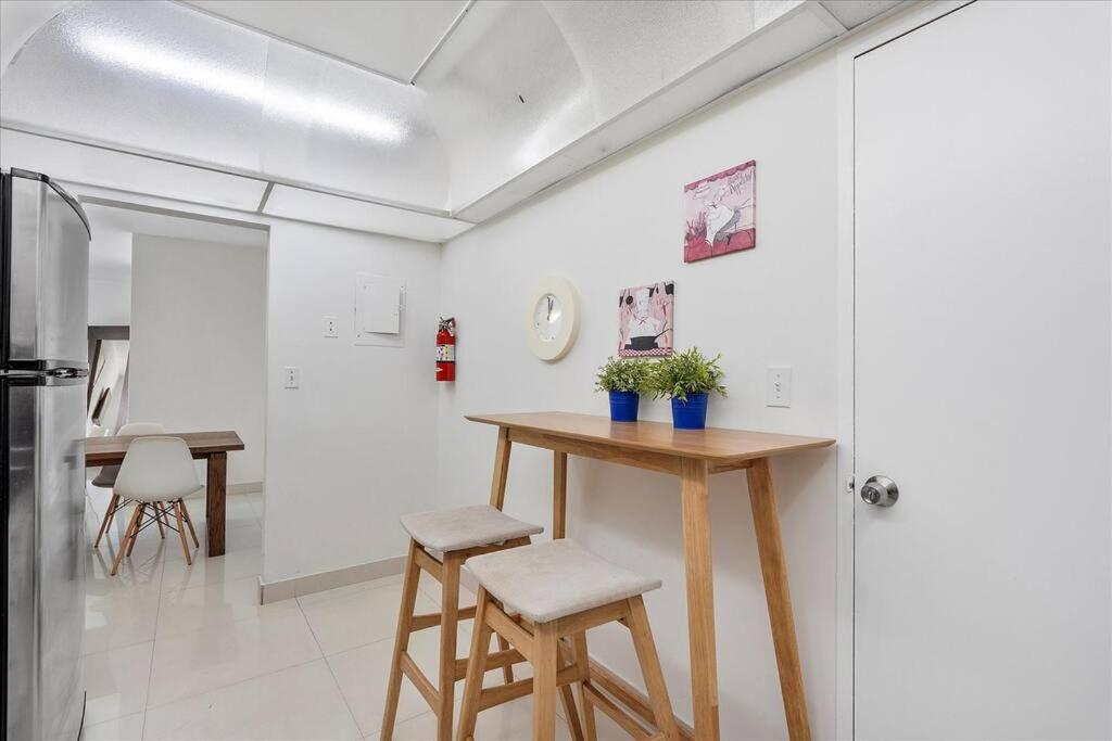 Beachfront 2 Bedroom At Tides Hollywood 8Th Floor Bagian luar foto